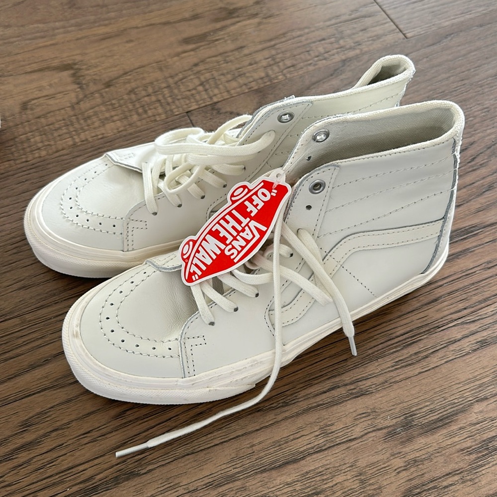 NWT Vans High Top White Sneakers